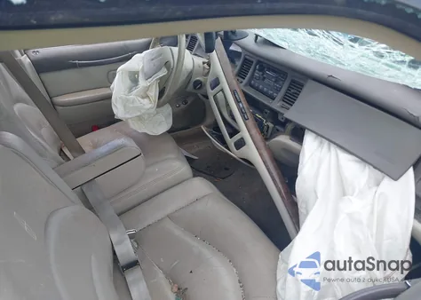 1997 Lincoln Town Car Signature из США, поврежденный, VIN 1LNLM82W3VY746254